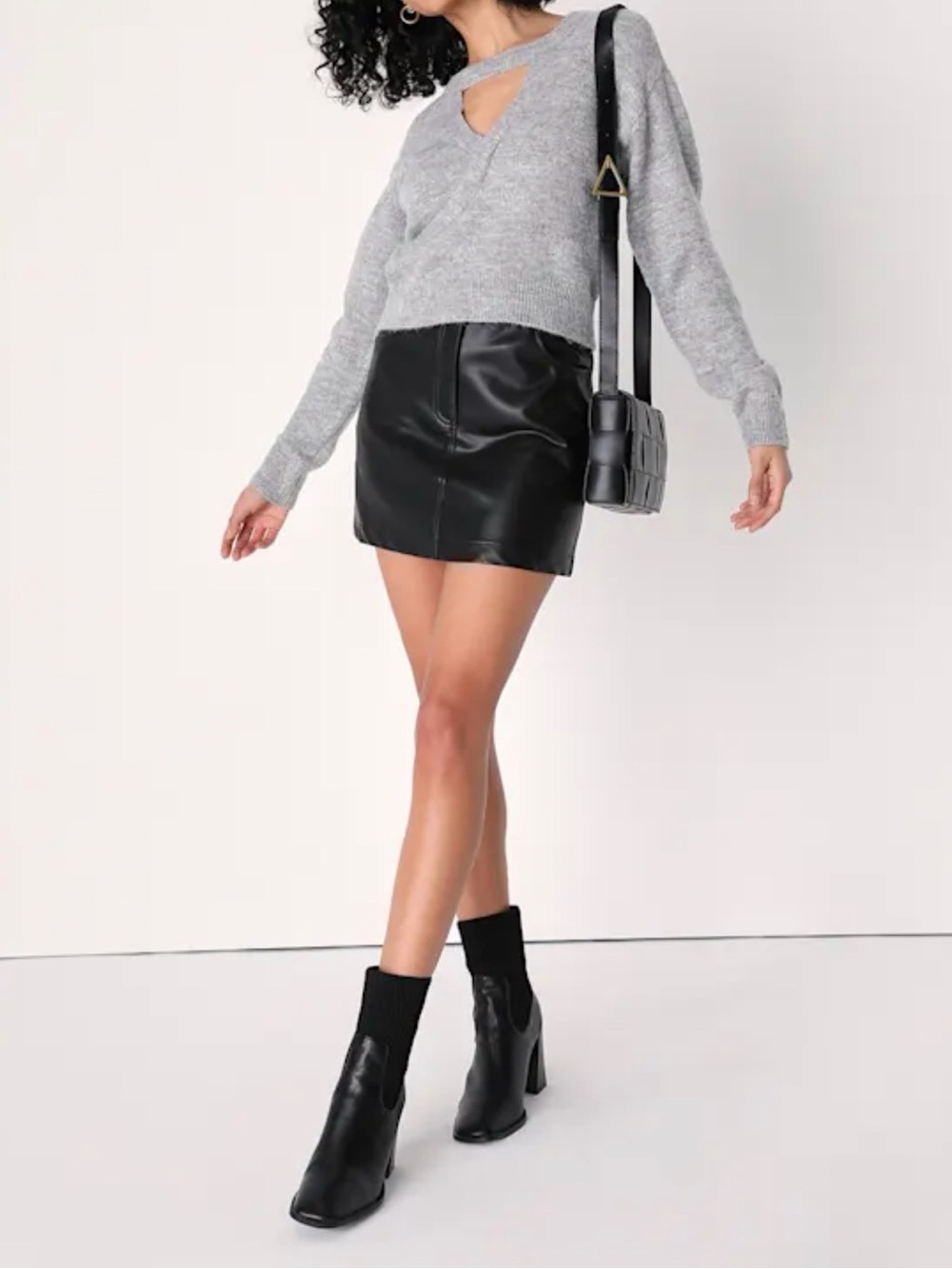 NWT LULUS Women’s Casually Elevated Cutout Surplice Long Sleeve Sweater Size M